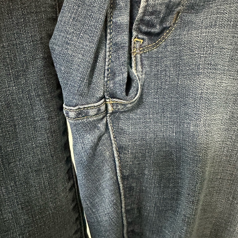 Levi’s Jeans - Picture 3 of 5